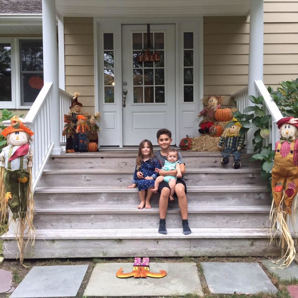 Meet your Posher, Elishia